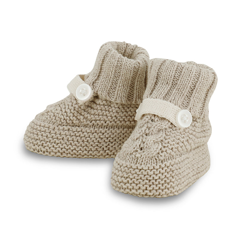 Knitted booties with Tab